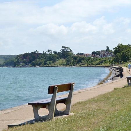 Solent Cottage - Pqqu Yarmouth  Luaran gambar
